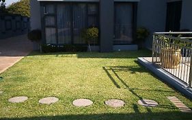 Mmakgabo Boutique Lodge